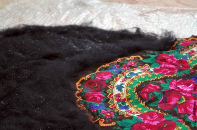 Мастер-класс по валянию сумки "Матрёнушка" с использованием платка: часть 1