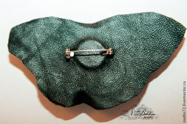 ​Вышивка бисером "Брошь-бабочка экзотическая": мастер-класс, часть 4