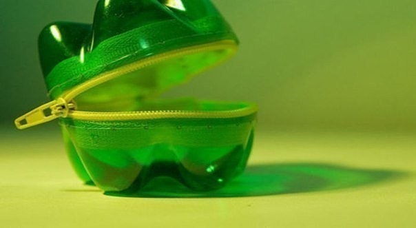 10 оригинальных способов использовать старые пластиковые бутылки в быту 10 оригинальных способов использовать старые пластиковые бутылки в быту