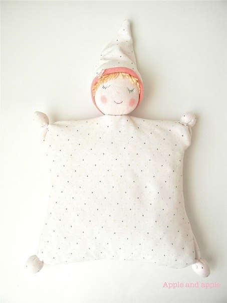 Грелка-куколка с вишневыми косточками