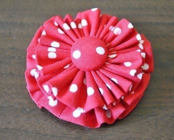 Делаем цветы из ткани