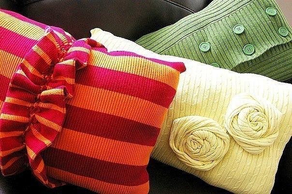 Не торопитесь выбрасывать старый свитер.