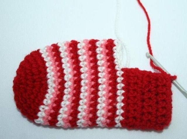 Вяжем носочки крючком от мыска