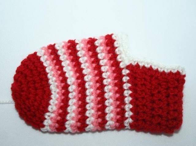 Вяжем носочки крючком от мыска