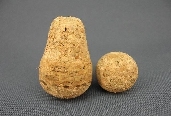 Из пробки, проволоки и ниток