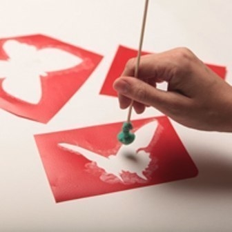 ДЕЛАЕМ СВЕТЯЩИХСЯ БАБОЧЕК НА СТЕНУ