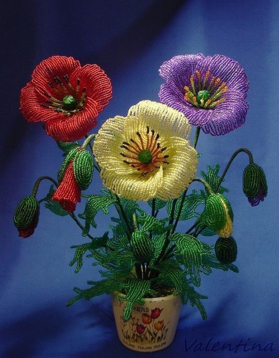 Цветы из бисера Цветы из бисера