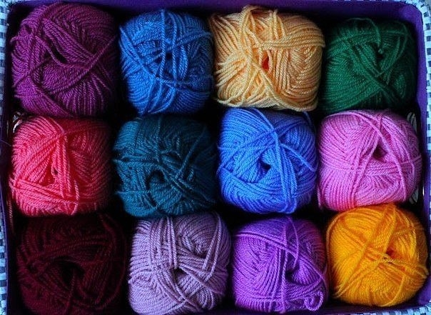 Яркий плед крючком