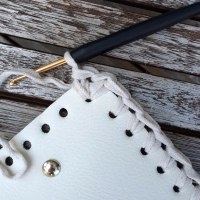 Оригинальный способ вязания сумки-мешка крючком.