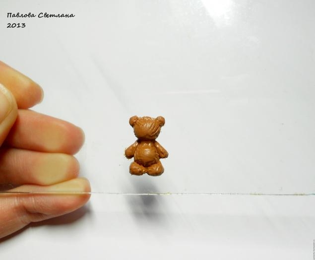 Мишка - малыш из полимерной глины