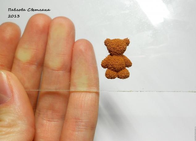 Мишка - малыш из полимерной глины