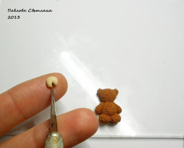 Мишка - малыш из полимерной глины