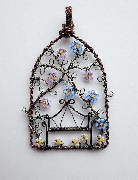 Причудливые подвески от Louise Goodchild