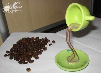 Парящая кружка с кофе