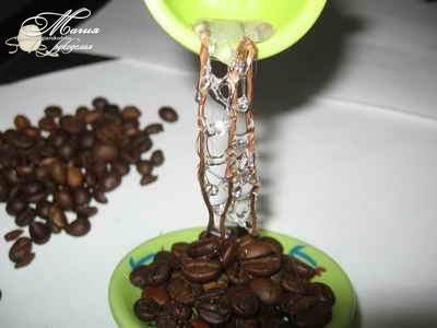 Парящая кружка с кофе