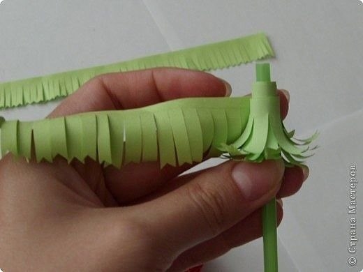 Необычные цветы из бумаги.