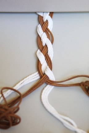 МК Плетеный пояс из кожи и веревок