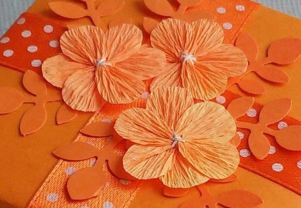 Мастер-класс по изготовлению несложных, но симпатичных цветочков из гофрированной бумаги
