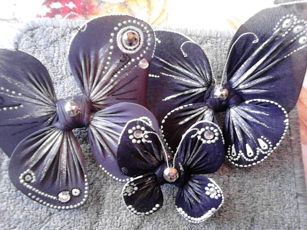 МК по изготовлению бабочек из капроновых колготок