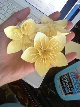 Красивый цветок в технике оригами. Мастер класс.