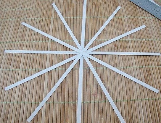 Декоративная бумажная клеточка