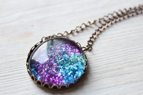 Камешки с глиттером