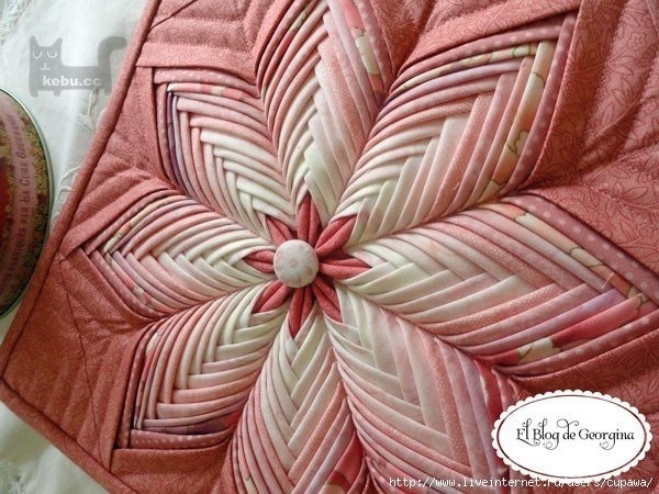 Подушечка в технике пэчворк. Очень красиво