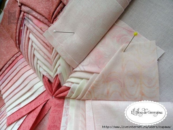 Подушечка в технике пэчворк. Очень красиво