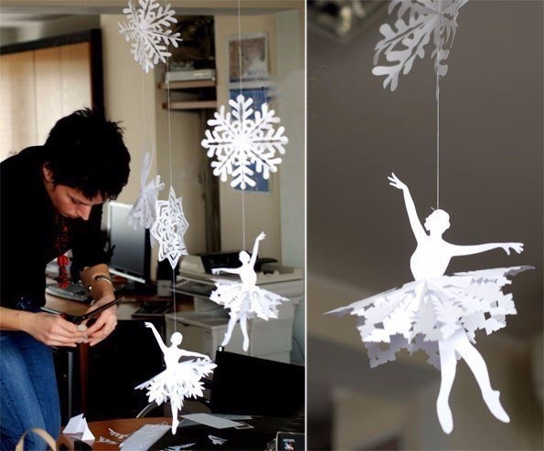 Снежинки-балеринки из бумаги.
