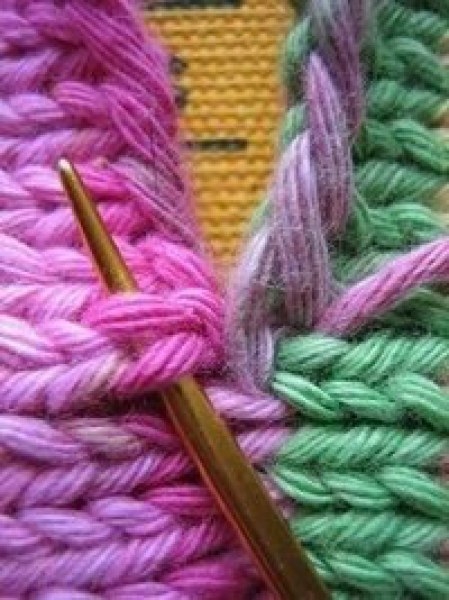 Как сшивать вязаные изделия между собой