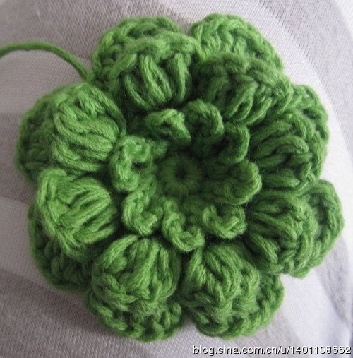 Трехмерный цветок. Мастер-класс.