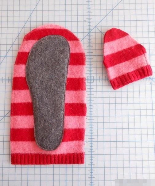 Тёплая домашняя обувь из свитера