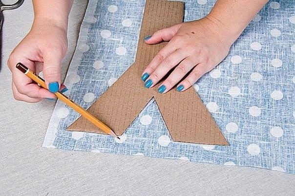 Украшаем комнату буквами.