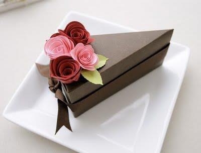Необычная подарочная упаковка в виде торта