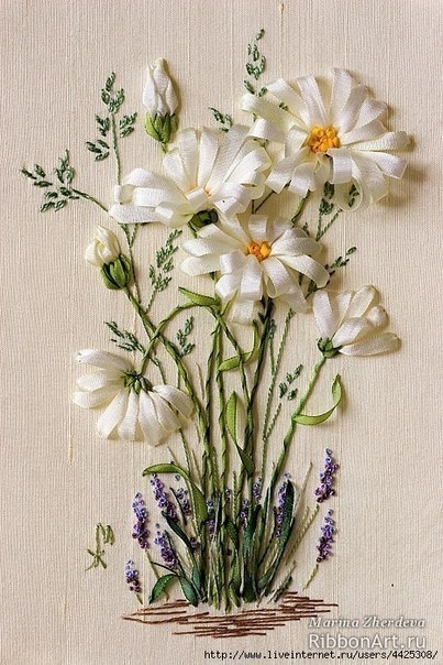 Ромашки вышитые лентами.