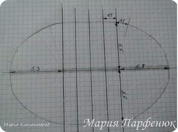 Плетение из газетных трубочек. Как сплести овальное дно для корзинки.