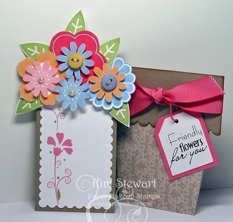 Открытка в виде горшочка с цветами