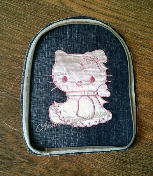 Рюкзачок для девочки из старых джинсов