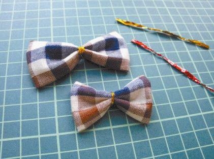 Быстрый способ сделать красивый бантик из ткани