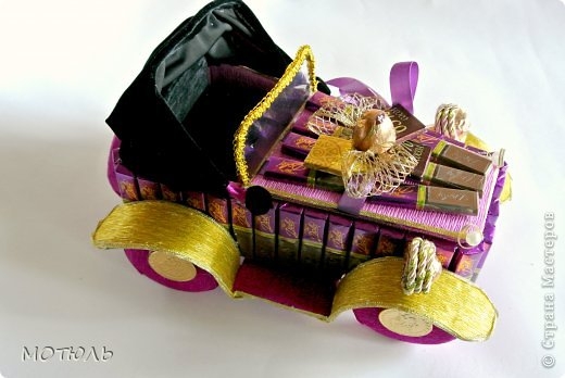 Машинка из шоколада