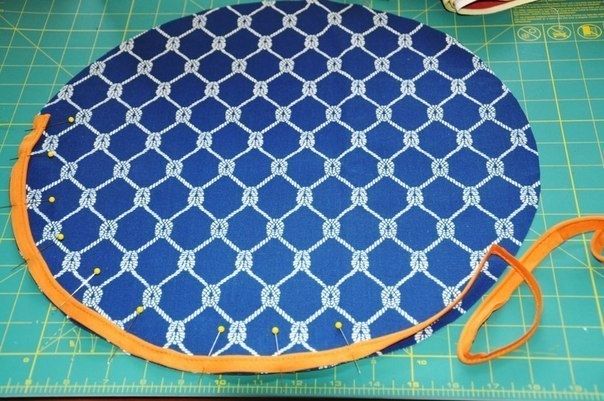 Как сшить круглый пуфик