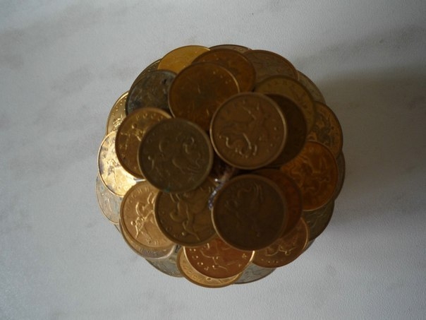 Цветочек из монет