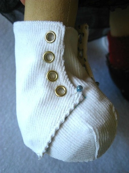 Шьем ботинки для игрушек