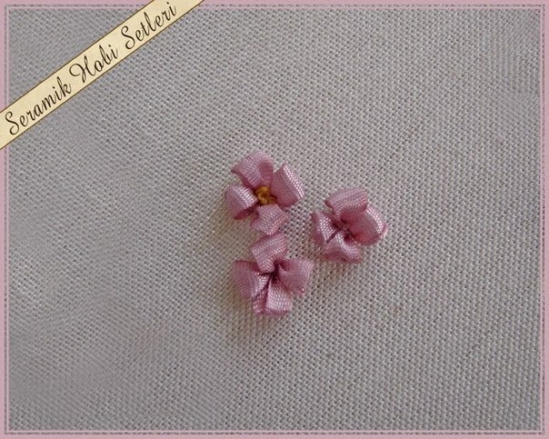 Учимся вышивать лентами: пошагово, доступно и красиво