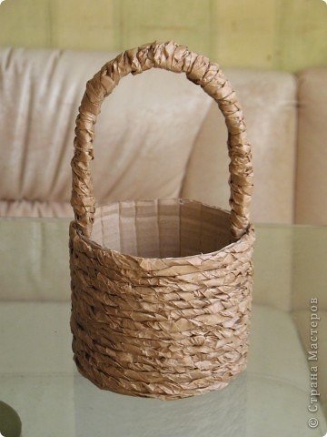 Корзиночка из подручных материалов