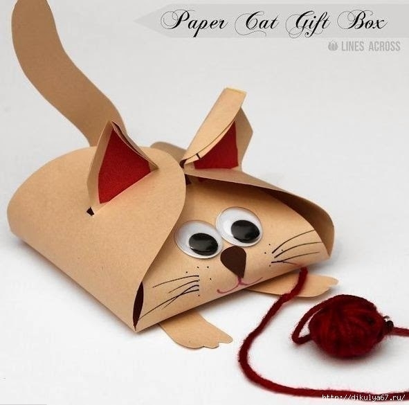 Упаковка маленького подарка в виде кошки и собачки