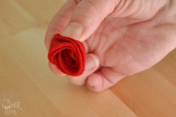 Сердце-валентинка из фетра