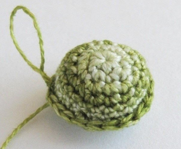 Вязаный цветочек Анемона.