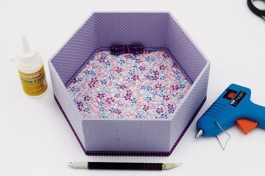 Декор коробочки тканью в технике оригами