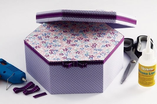 Декор коробочки тканью в технике оригами